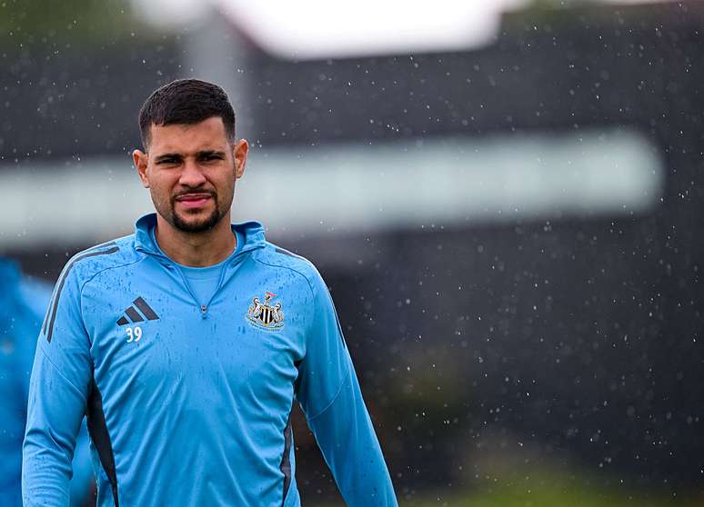 Bruno Guimar&atilde;es, do Newcastle