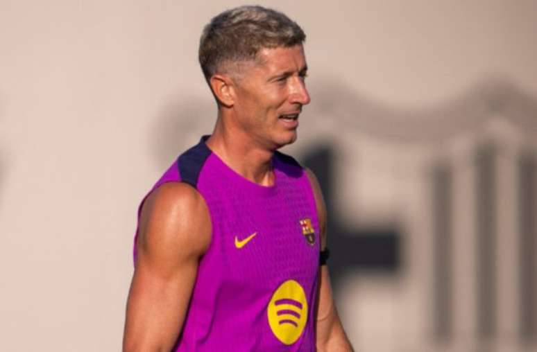 Divulga&ccedil;&atilde;o/FC Barcelona - Legenda: Lewandowski deixa o Barcelona depois de quatro temporadas
