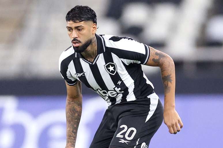 Barboza fica fora dos relacionados para o jogo entre Botafogo e Remo &ndash;