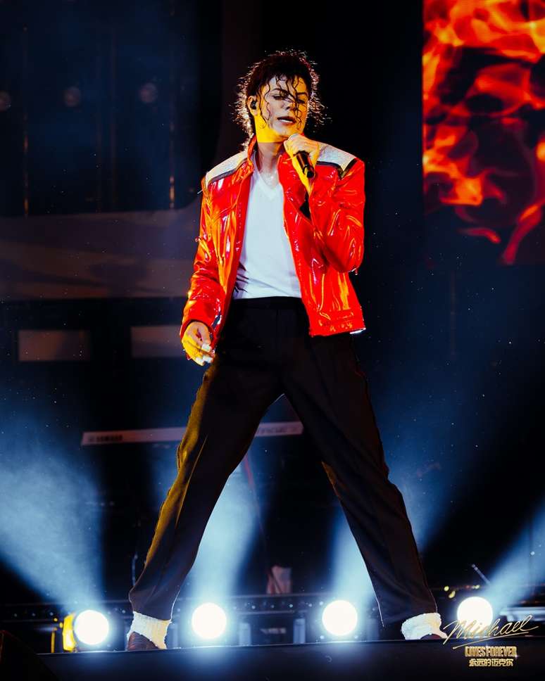 Rodrigo Teaser no Tributo a Michael Jackson &ndash; Cr&eacute;dito: Divulga&ccedil;&atilde;o