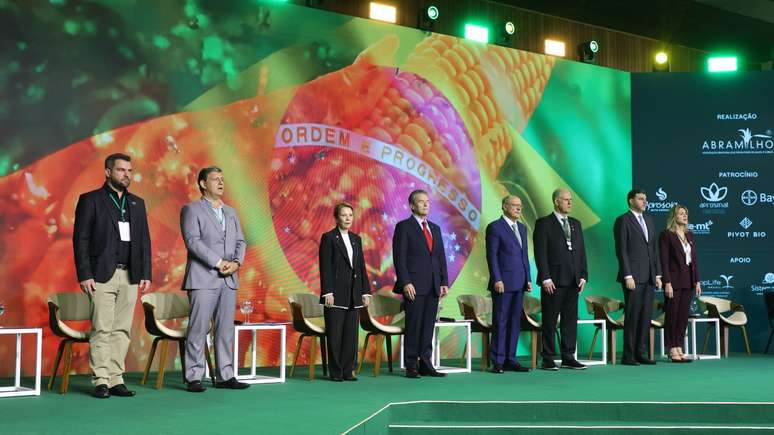 O setor demonstrou que o futuro da agricultura brasileira exigir&aacute; previsibilidade econ&ocirc;mica, inova&ccedil;&atilde;o&nbsp; tecnol&oacute;gica, soberania produtiva e articula&ccedil;&atilde;o pol&iacute;tica robusta