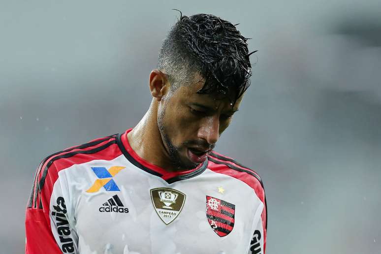 L&eacute;o Moura, ex-lateral do Flamengo 