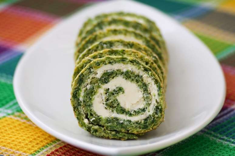 Rocambole de espinafre com tofu 