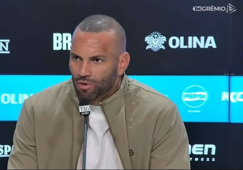Weverton &eacute; titular absoluto do Gr&ecirc;mio &ndash;