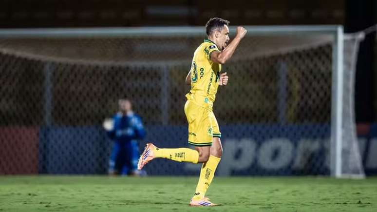 சொந்த அணியாக, Leão Capira 2-0 என்ற கோல் கணக்கில் பொலிவிய அணியை தோற்கடித்தது –