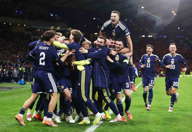 Esc&oacute;cia retorna &agrave; Copa do Mundo ap&oacute;s 28 anos &ndash;