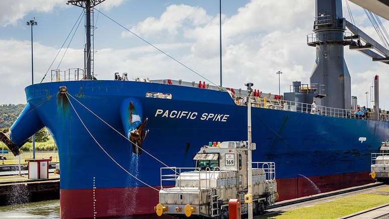 Os Estados Unidos s&atilde;o um dos pa&iacute;ses que utilizam o canal do Panam&aacute; para transportar seus produtos para os pa&iacute;ses asi&aacute;ticos
