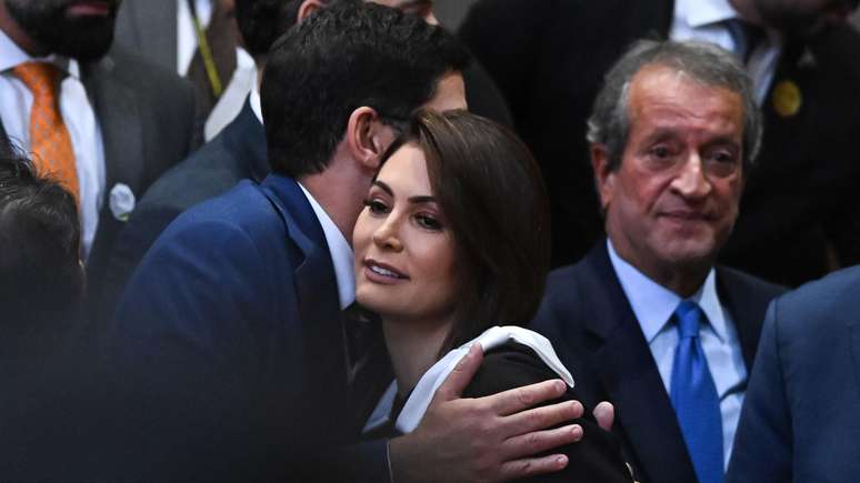 'Uma composi&ccedil;&atilde;o em que tem a Michelle como cabe&ccedil;a de chapa que ganharia muita ades&atilde;o', diz Salles