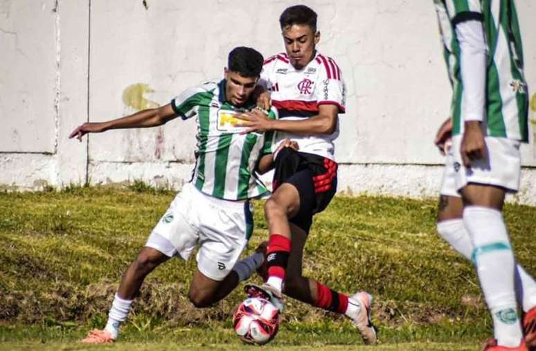 Flamengo virou com dois gols no fim para cima do Juventude &ndash;