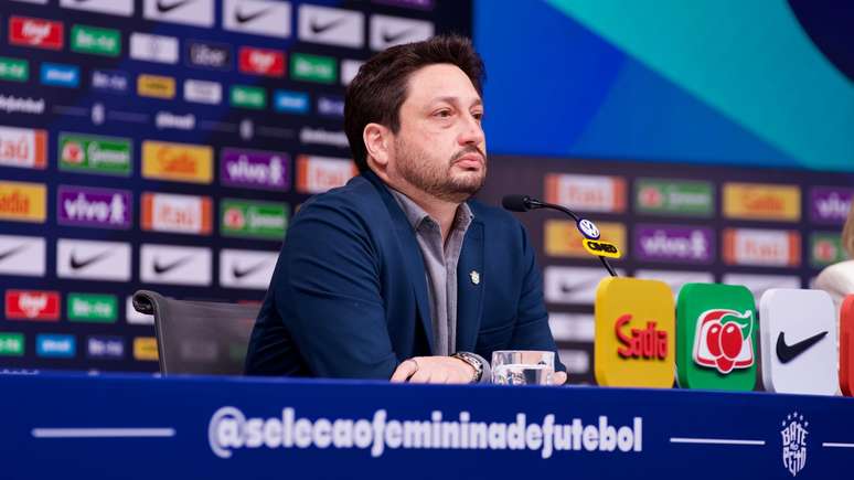 Arthur Elias, t&eacute;cnico da Sele&ccedil;&atilde;o Brasileira Feminina 