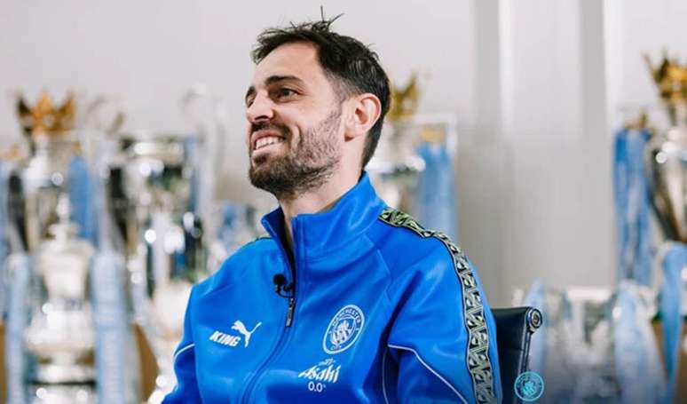 Aos 31 anos, meia portugu&ecirc;s tem mercado no futebol europeu &ndash;