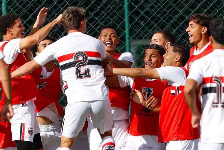 S&atilde;o Paulo marcou dois gols nos primeiros minutos de jogo &ndash;