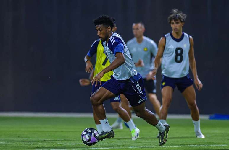 Atividade de prepara&ccedil;&atilde;o do Al-Nassr antes de encarar o Damac &ndash;