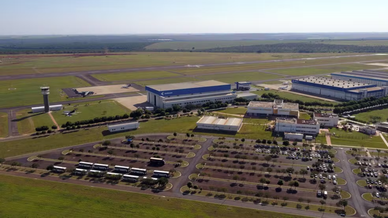 Embraer em Gavi&atilde;o Peixoto (SP)