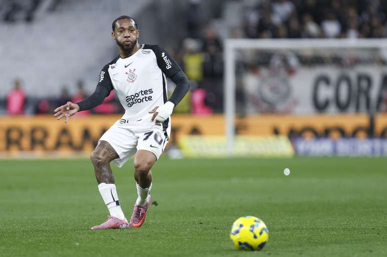 Jos&eacute; Mart&iacute;nez em partida do Corinthians contra o Vasco da Gama &ndash; 
