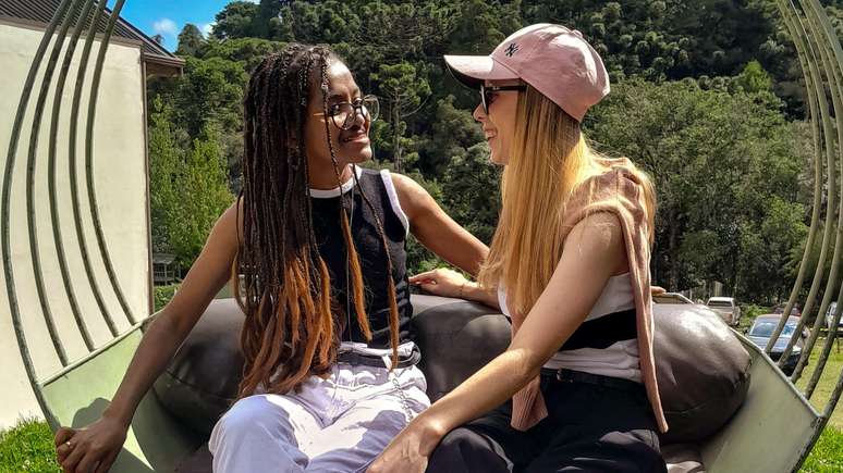 Ambas decidiram sair do convento por motivos pessoais distintos, relacionados &agrave; sa&uacute;de mental