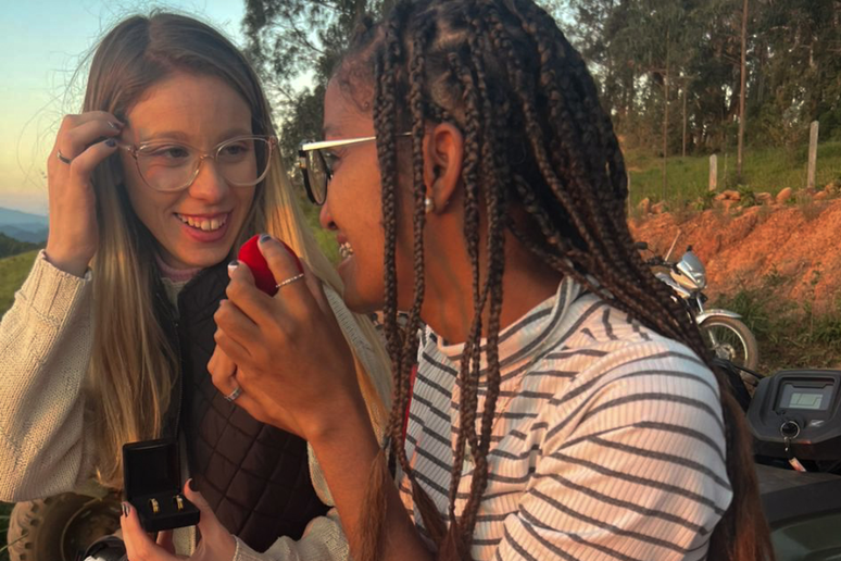 Ela abriu o cora&ccedil;&atilde;o para Luiza depois de assistir a uma com&eacute;dia rom&acirc;ntica, Amor em Verona