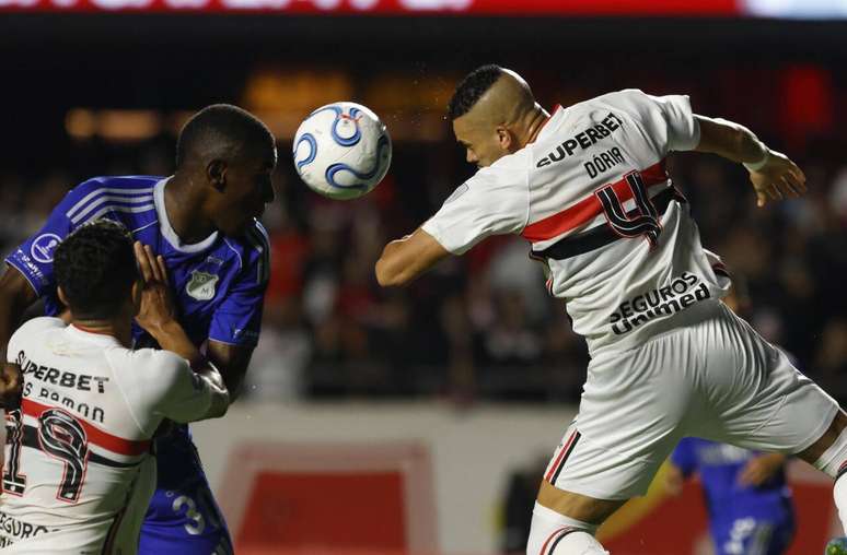 D&oacute;ria pede rescis&atilde;o de contrato com o S&atilde;o Paulo &ndash;