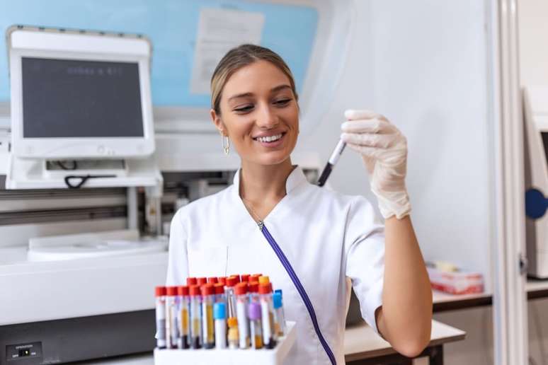 Os exames gen&eacute;ticos permitem entender melhor as caracter&iacute;sticas de cada organismo e ajudam a personalizar treinos, desempenho e preven&ccedil;&atilde;o de les&otilde;es 