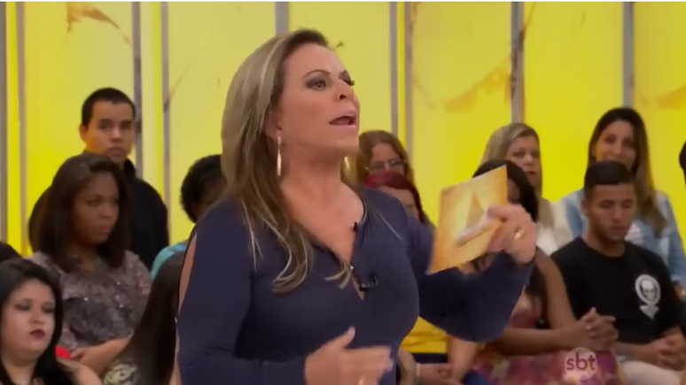 Cristina Rocha ficou marcada no &ldquo;Casos de Fam&iacute;lia&rdquo; por barracos, expuls&otilde;es e discuss&otilde;es que viralizaram na internet &mdash;