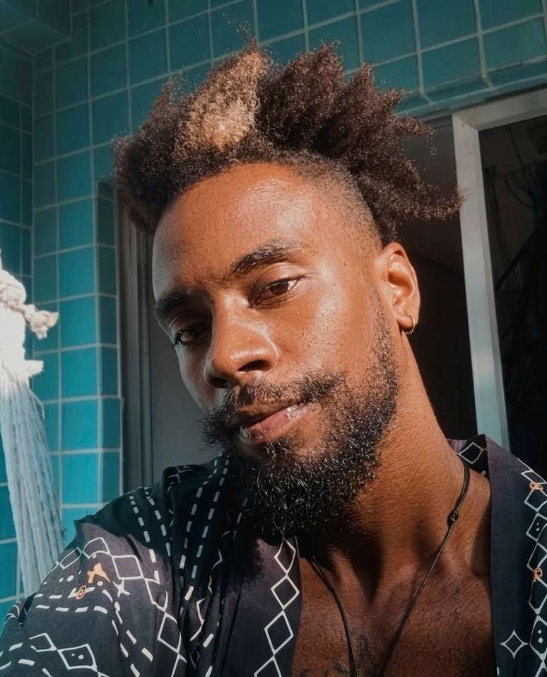 Influenciador faz sucesso nas redes sociais 