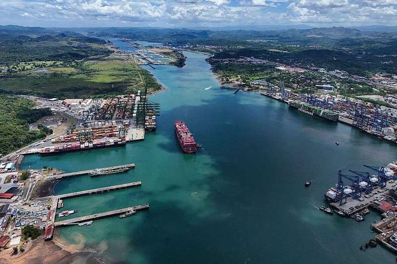 Antes da constru&ccedil;&atilde;o do Canal, o Panam&aacute; era um local de encontro e passo, e isso formou sua identidade nacional, sob o nome de Juan David Morgan