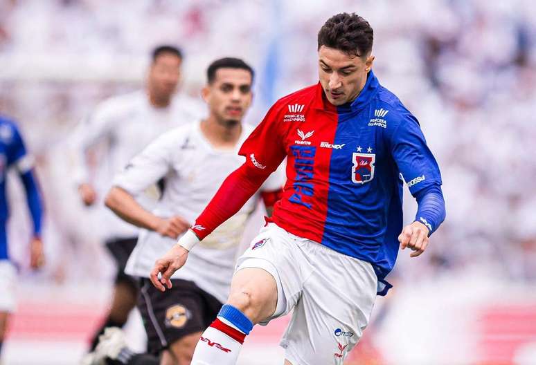 Paran&aacute; vence e est&aacute; de volta &agrave; elite do Campeonato Paranaense &ndash;