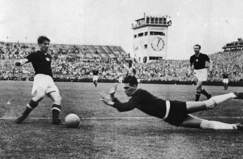 Sele&ccedil;&atilde;o foi eliminada em jogo duro contra a Hungria &ndash;