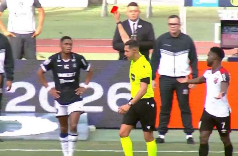 Jaj&aacute; &eacute; expulso em Remo x Athletico &ndash;