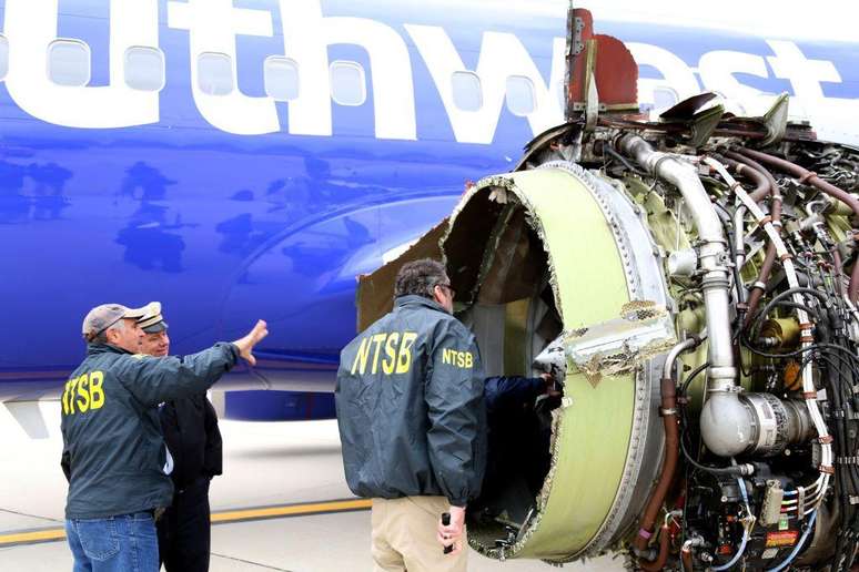 Shults conseguiu pousar um avi&atilde;o comercial que perdeu parte do motor no ar, salvando a vida de quase todos os passageiros e tripulantes