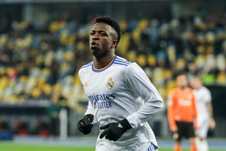 Em 2024, Vin&iacute;cius J&uacute;nior recebeu o reconhecimento de vice-campe&atilde;o da Bola de Ouro, ficando na 2&ordf; coloca&ccedil;&atilde;o da premia&ccedil;&atilde;o 