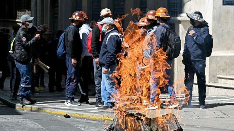 Protestos no centro de La Paz, Bol&iacute;via, em 18 de maio de 2026.