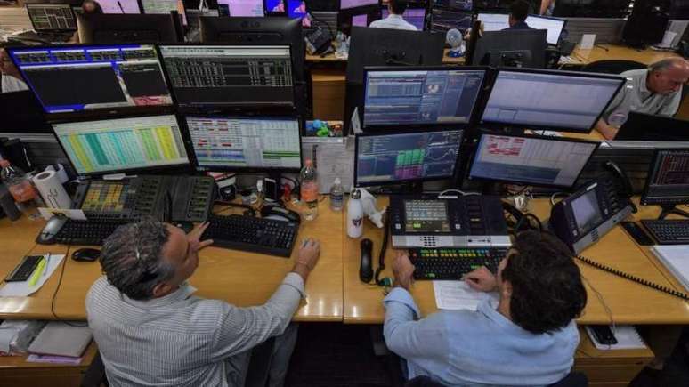A garantia do FGC &eacute; usada como marketing pelas plataformas de investimento para estimular aportes em t&iacute;tulos muitas vezes arriscados, mas de alto retorno &mdash; como os CDBs do Banco Master