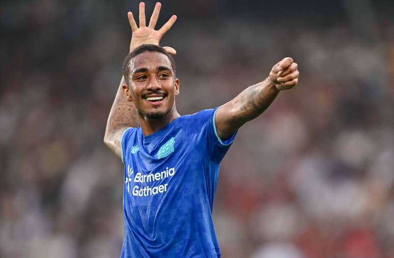 Arthur sonha em retornar &agrave; Sele&ccedil;&atilde;o Brasileira &ndash;