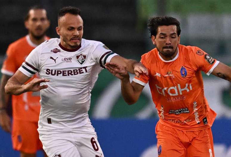 Fluminense s&oacute; empatou com o La Guaira, fora de casa &ndash;