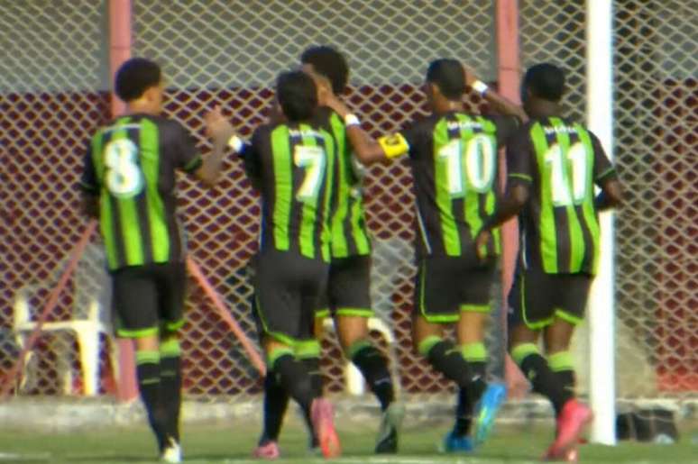 Enrico marcou o gol do Am&eacute;rica no empate em 1 a 1 com o Flamengo &ndash;