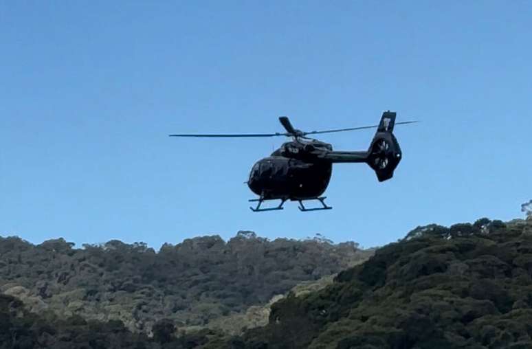 Neymar chegou em helic&oacute;ptero particular na Granja Comary &ndash;