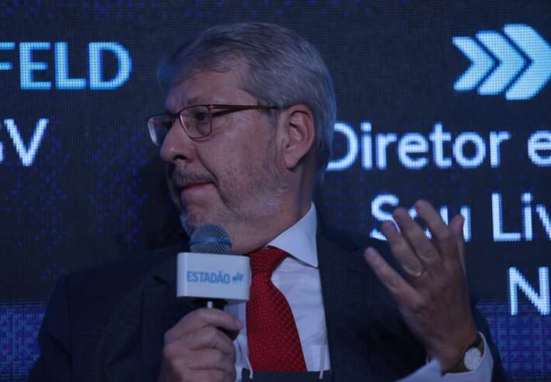 Carlos Ari Sundfeld concentrou suas cr&iacute;ticas em problemas estruturais da Justi&ccedil;a brasileira no evento 'Brasil Adiante'