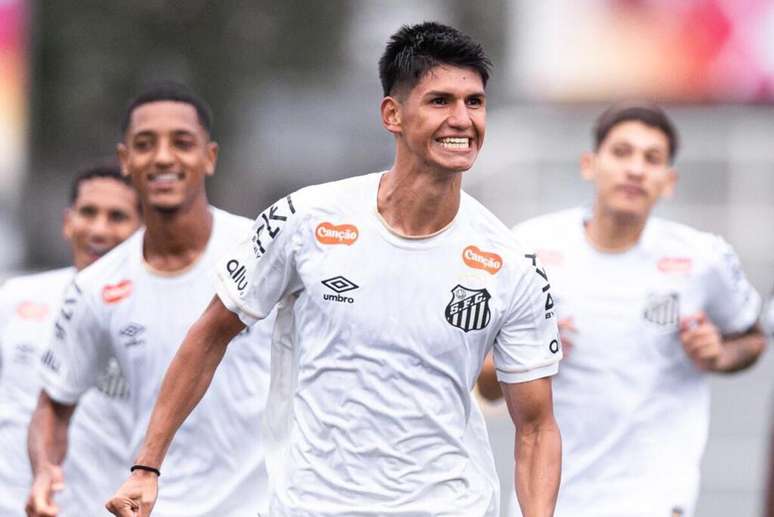 Santos chegou a abrir o placar com Contreras, mas cedeu empate ao Botafogo &ndash;