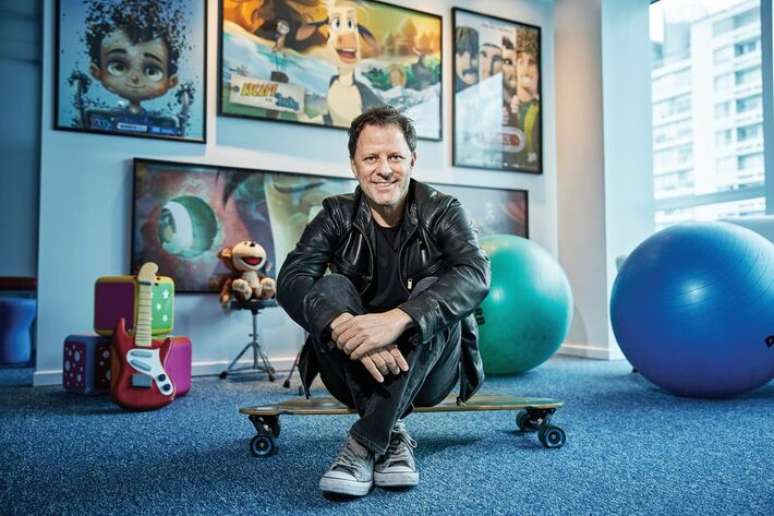 O produtor argentino Gast&oacute;n Gorali, uma das mentes por tr&aacute;s da nova s&eacute;rie animada de 'Mafalda', da Netflix