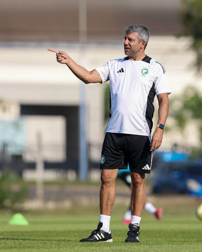 Marcos Soares, treinador da sele&ccedil;&atilde;o saudita Sub-20 