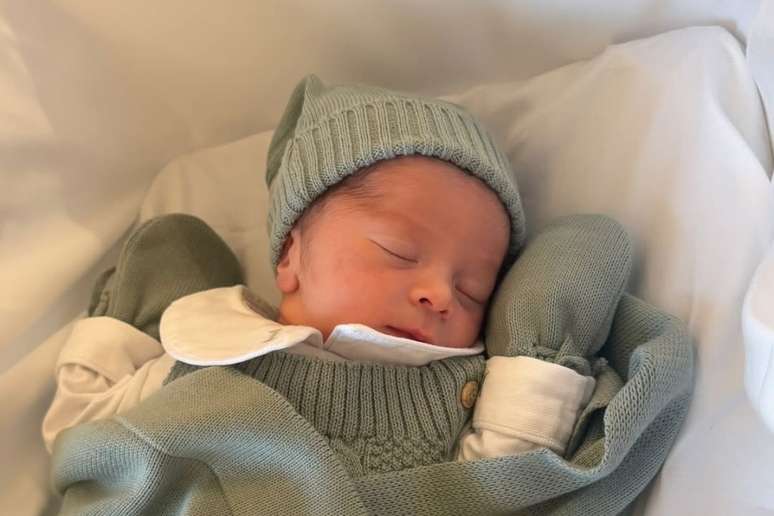 Levi, filho de ca&ccedil;ula de Lore e L&eacute;o Santana