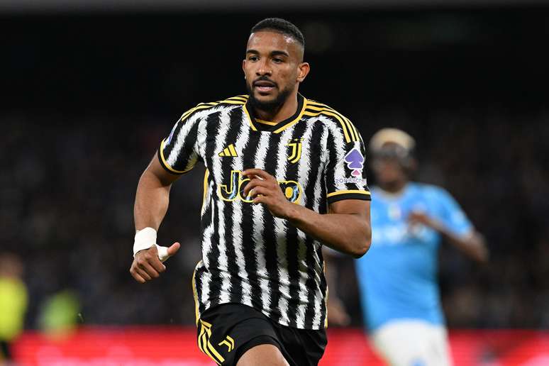 NAPLES, ITALY &ndash; MARCH 03: Bremer of Juventus during the Serie A TIM match between SSC Napoli and Juventus &ndash; Serie A TIM at Stadio Diego Armando Maradona on March 03, 2024 in Naples, Italy. (Photo by Francesco Pecoraro/Getty Images)