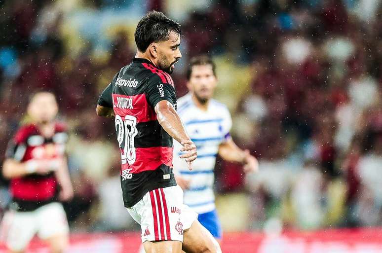 Paquet&aacute; tamb&eacute;m sofreu fratura nesta temporada no Flamengo &ndash;