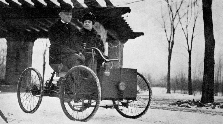 Henry Ford e sua mulher