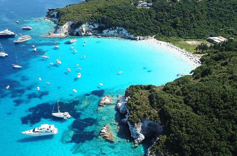 Praia de Voutoumi