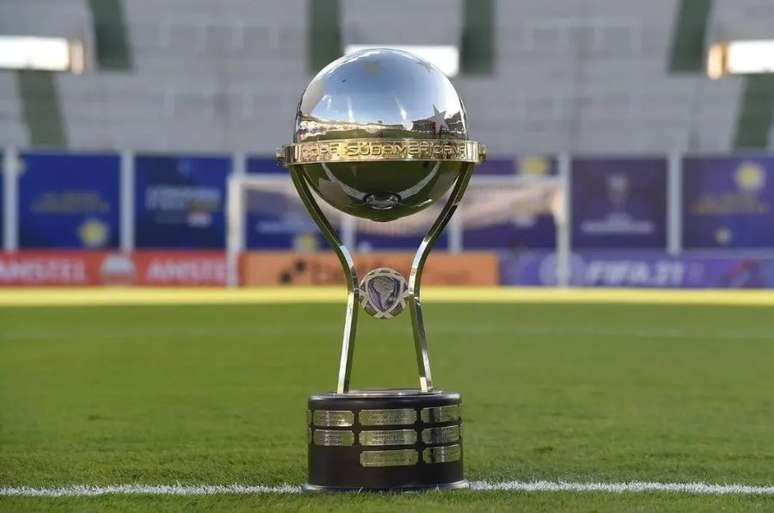 Ta&ccedil;a da Copa Sul-Americana