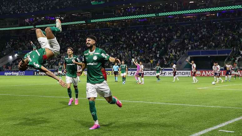 Abel Ferreira n&atilde;o esconde o orgulho de ter o seu dedo na evolu&ccedil;&atilde;o Flaco, que defender&aacute; a Argentina na Copa do Mundo.