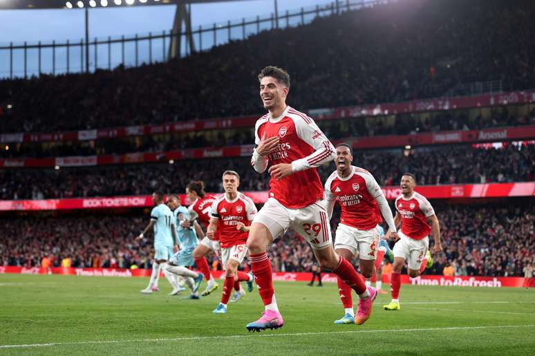 Comemora&ccedil;&atilde;o em gol do Arsenal &ndash; 
