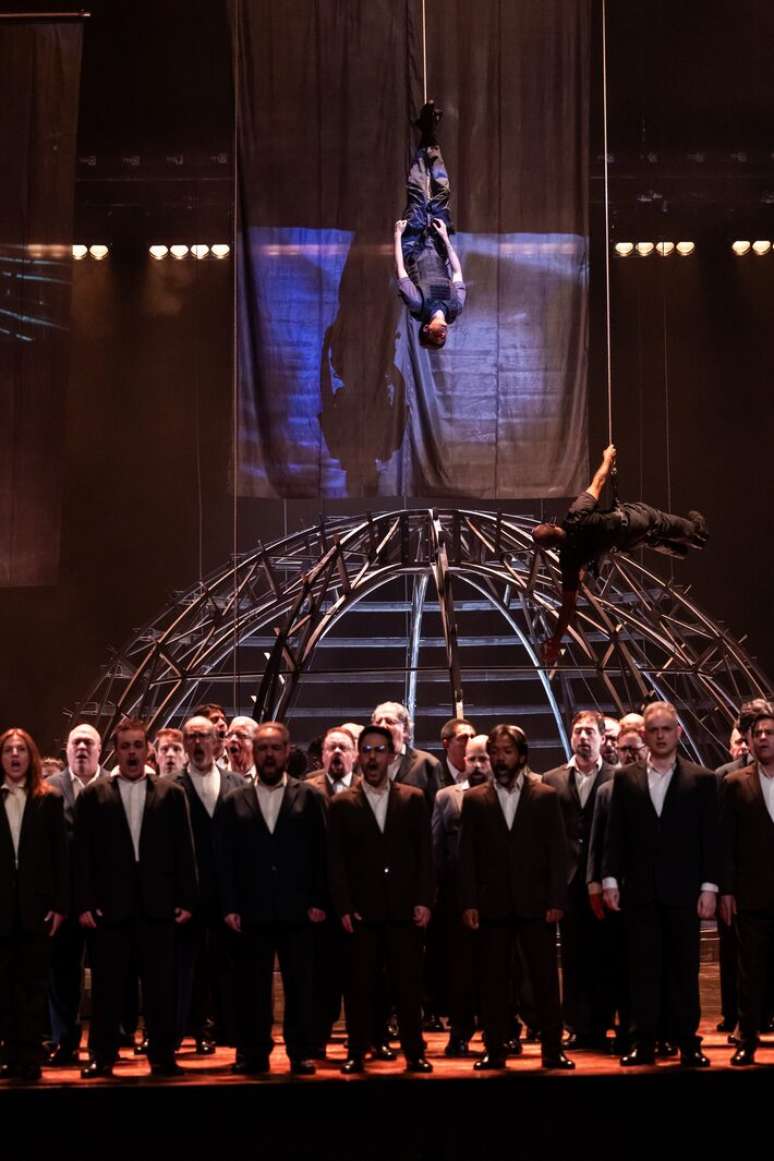 'Intolleranza 1960' marca a estreia de Nuno Ramos na dire&ccedil;&atilde;o de &oacute;pera